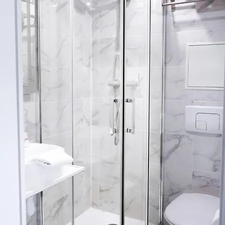 Brit Essentiel Reims Hotel Taissy