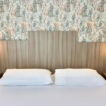 Hotel Brit Essentiel Reims Taissy