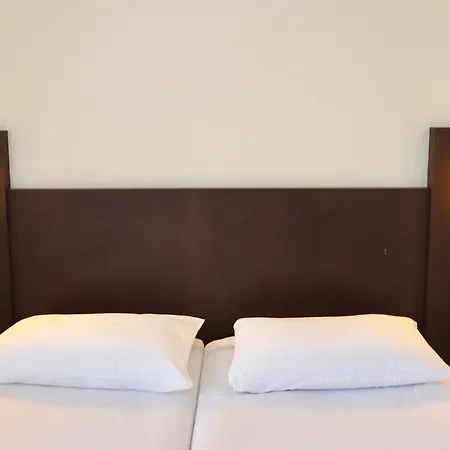 Brit Essentiel Reims 2*