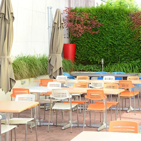 Brit Essentiel Reims Hotel 2*