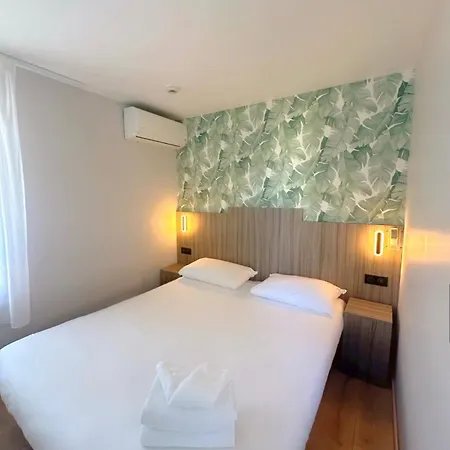 Brit Essentiel Reims מלון Taissy