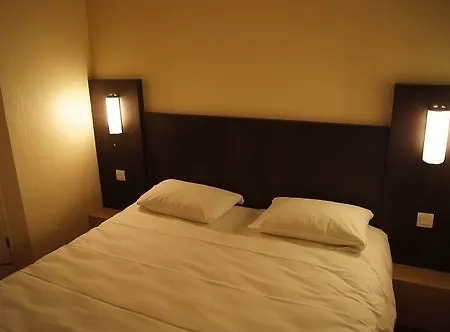 Brit Essentiel Reims Hotel 2*