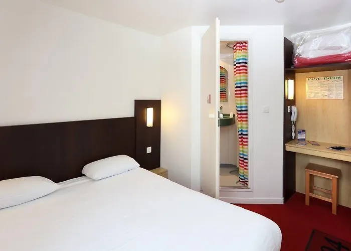 Brit Essentiel Reims Hotel 2*