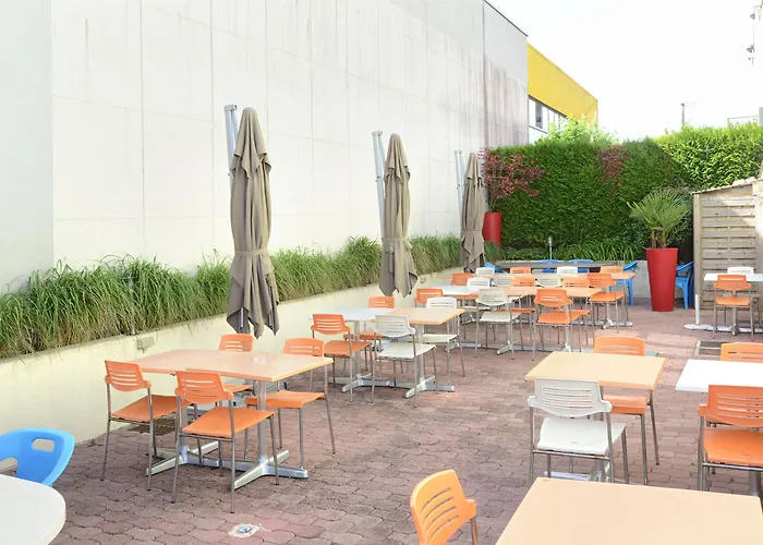 فندق Brit Essentiel Reims 2*