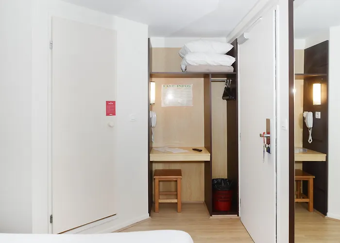 Brit Essentiel Reims فندق 2*