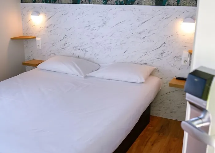 Brit Essentiel Reims فندق Taissy