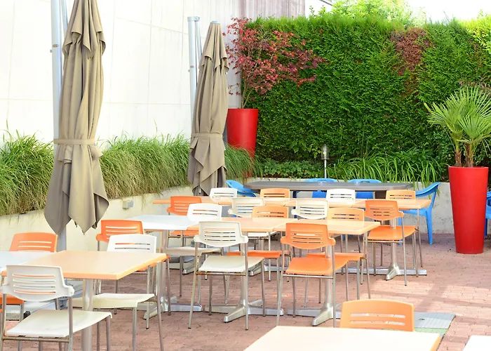 Brit Essentiel Reims فندق 2*