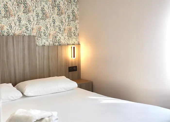 Hotel Brit Essentiel Reims