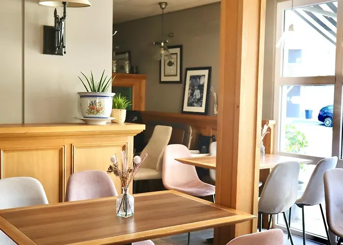 Brit Essentiel Reims Hotel 2*