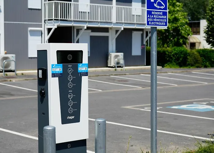 Brit Essentiel Reims Hotel